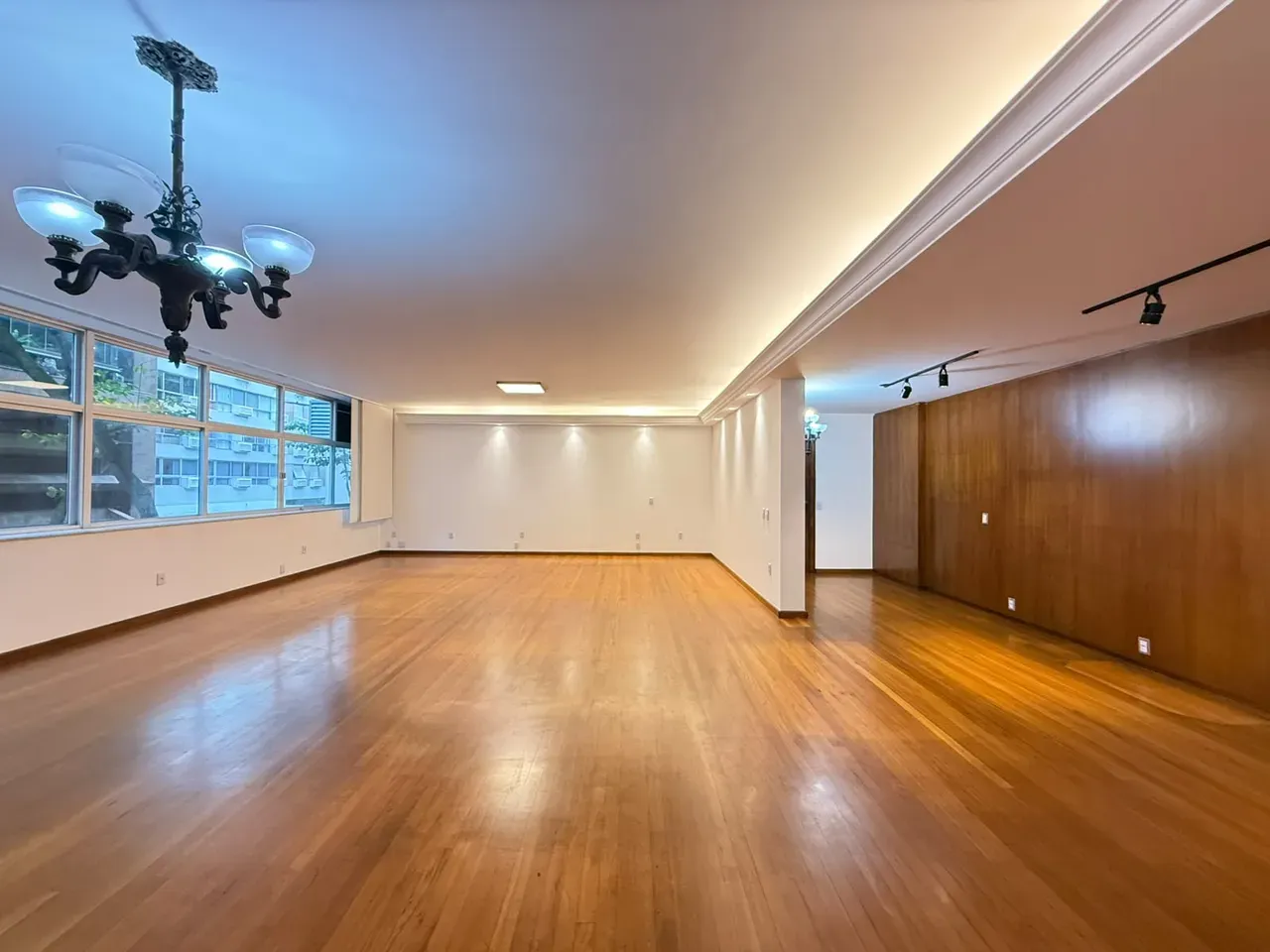 3-bedroom apartment with a water view in Rio de Janeiro