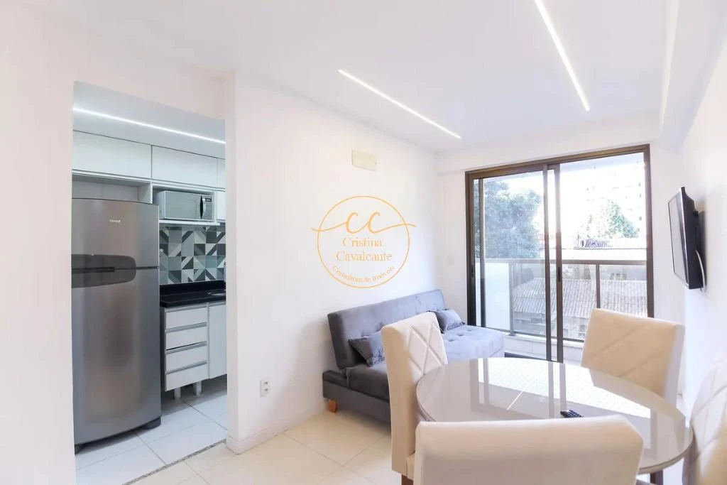 Furnished 2-bedroom apartment with 1 en-suite and balcony — photo 17