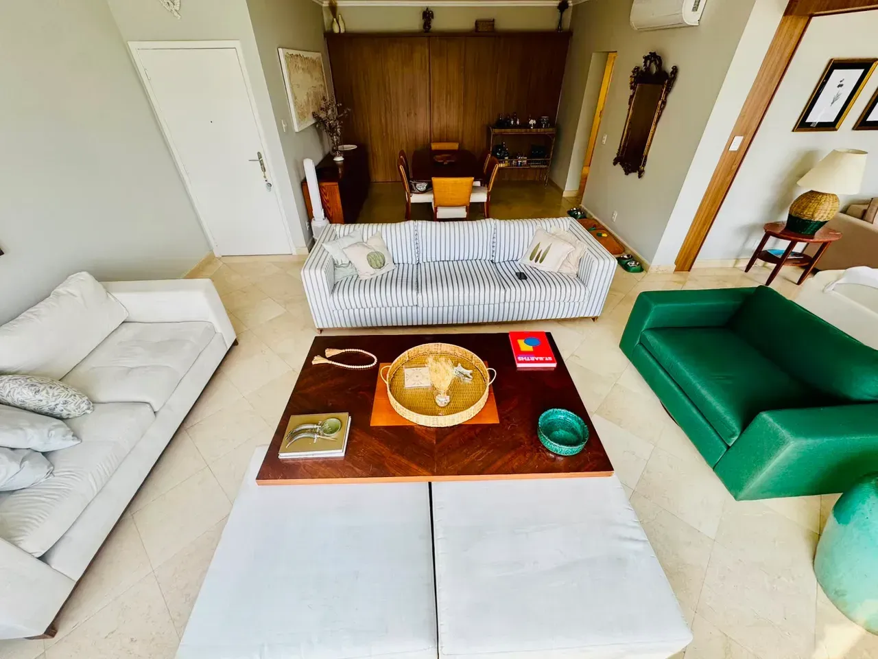 Furnished 3-bedroom apartment with 3 bathrooms — photo 11