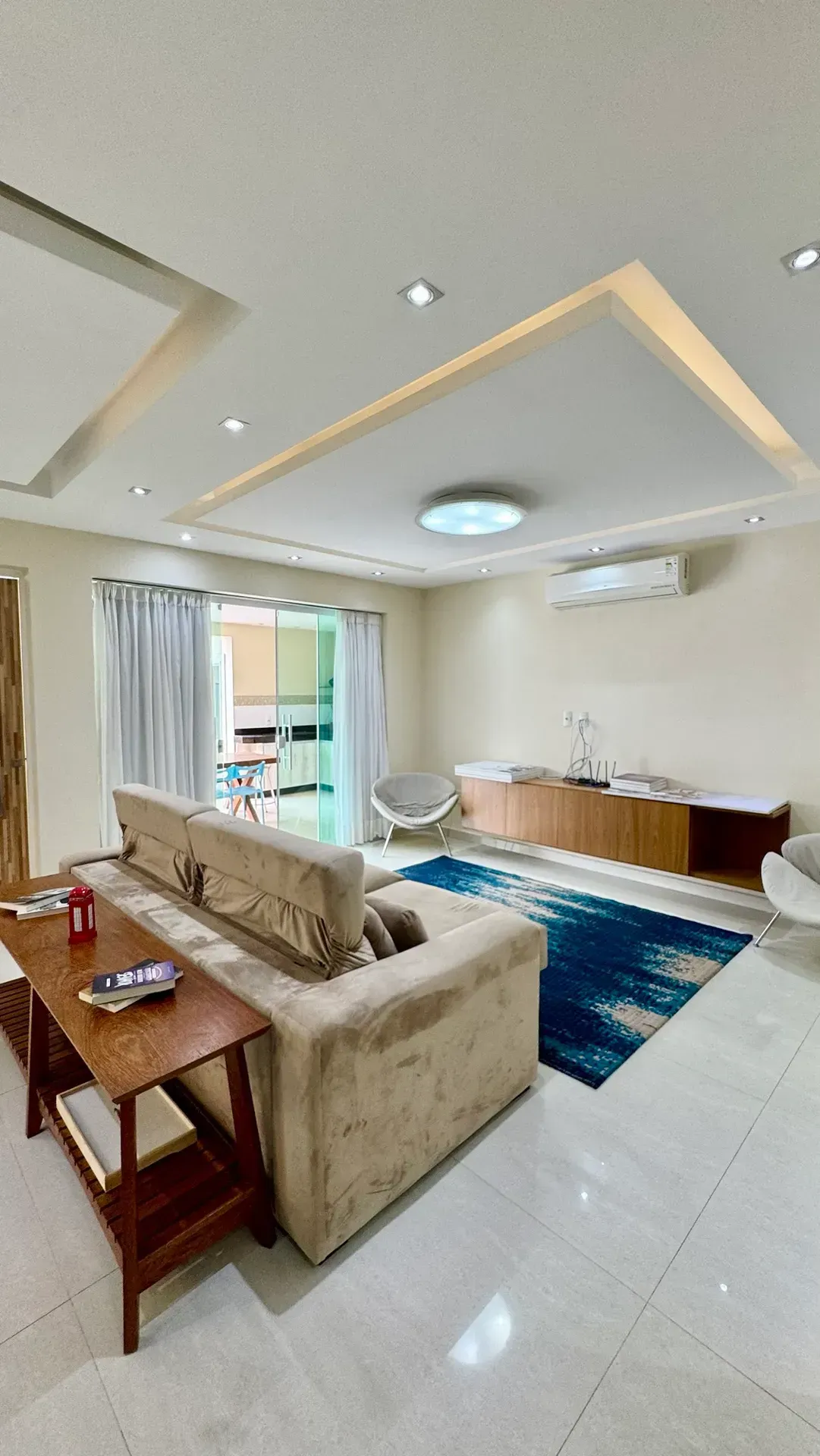 House with 5 bedrooms and a built-in balcony grill — photo 36