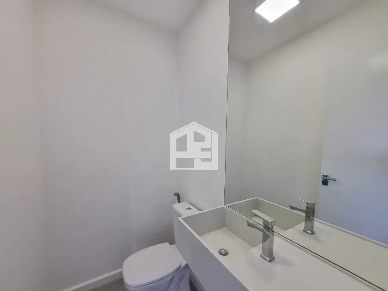Triplex house with 4 bedrooms and 5 bathrooms, 2 parking — photo 19