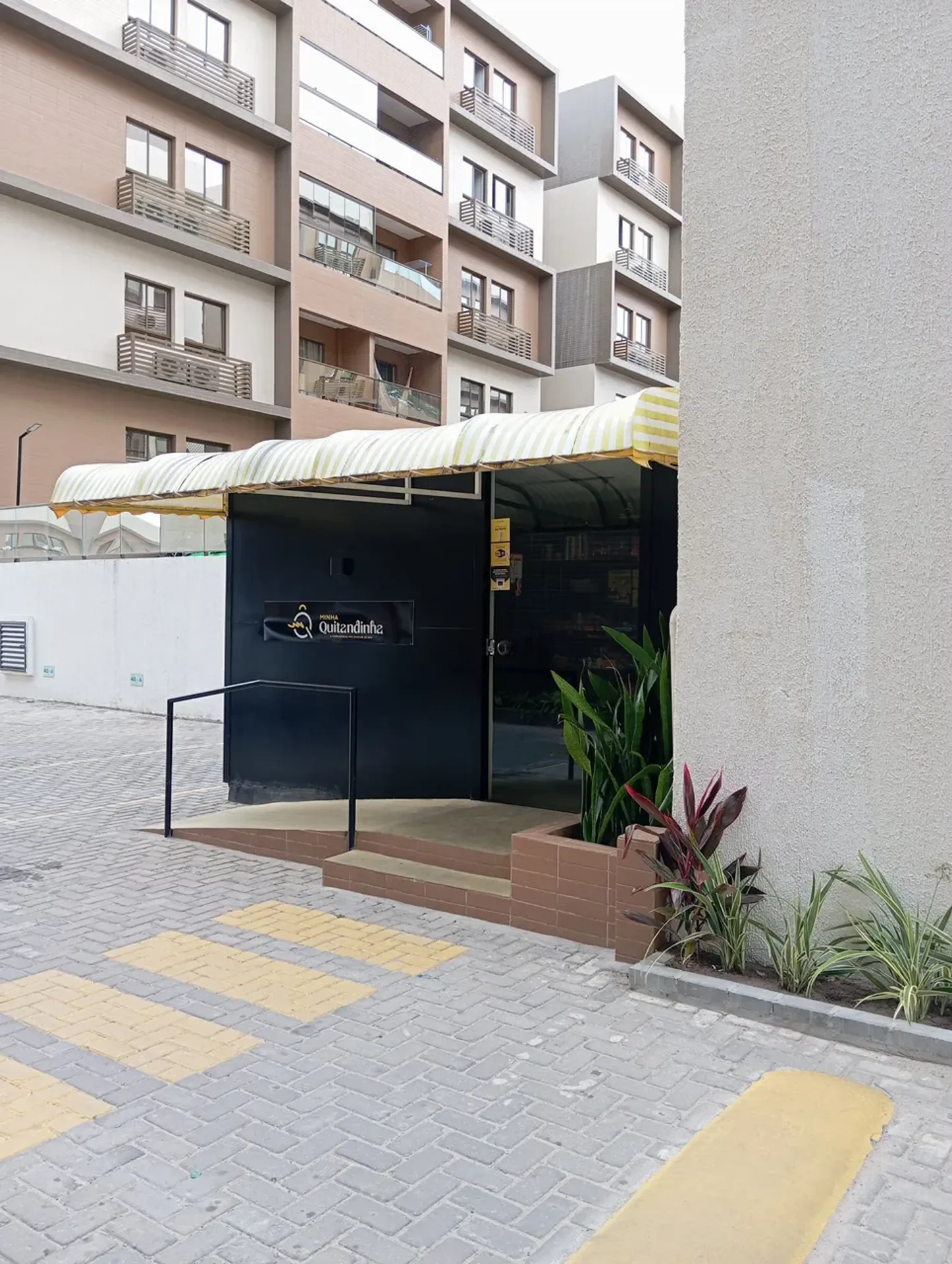 2-bedroom apartment with a suite and a balcony on the 1st floor — photo 12
