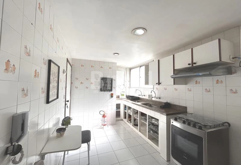 Furnished 161 m² apartment with 3 bedrooms and 2 suites — photo 5