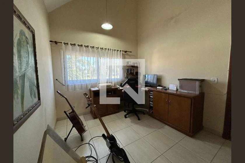 Furnished 284 m² house with 4 bedrooms and balcony — photo 38