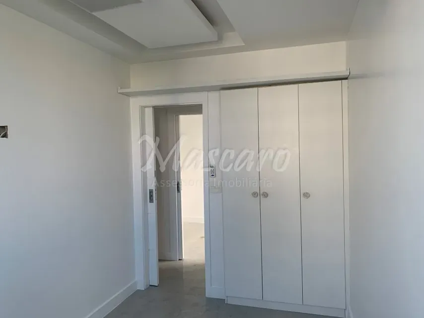 Apartment on the 15th floor with a home office — photo 8