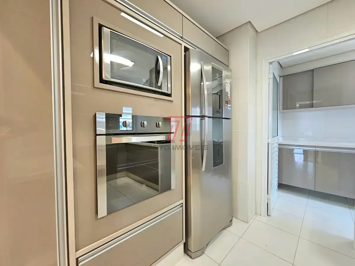 Apartamento de 3 dormitórios com suíte e 3 banheiros — photo 32