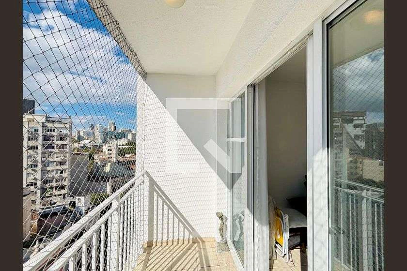 1-bedroom apartment with an open kitchen and balcony — photo 6