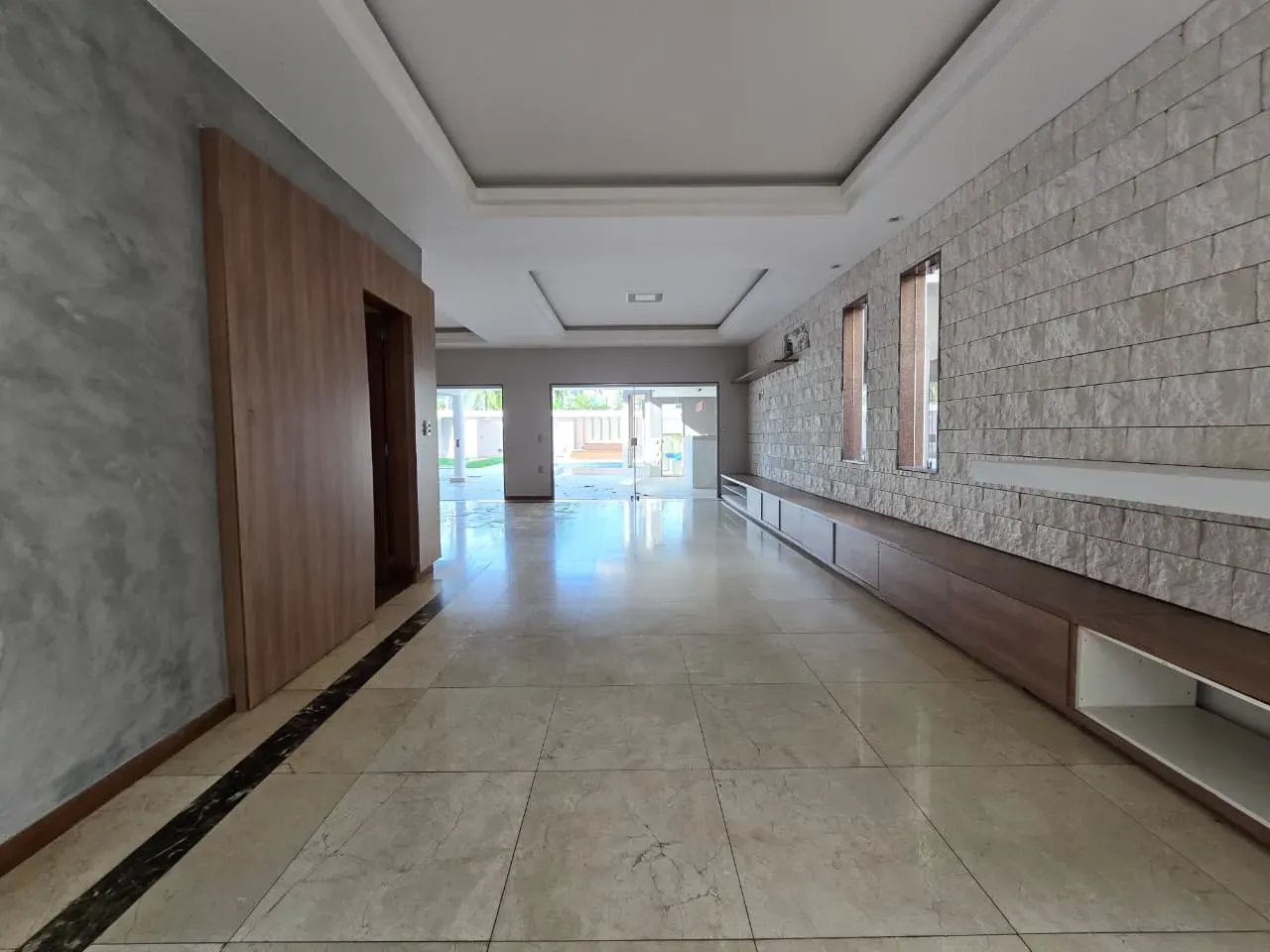 Будинок на 450 м² з 4 спальнями та кухнею з газом — photo 42