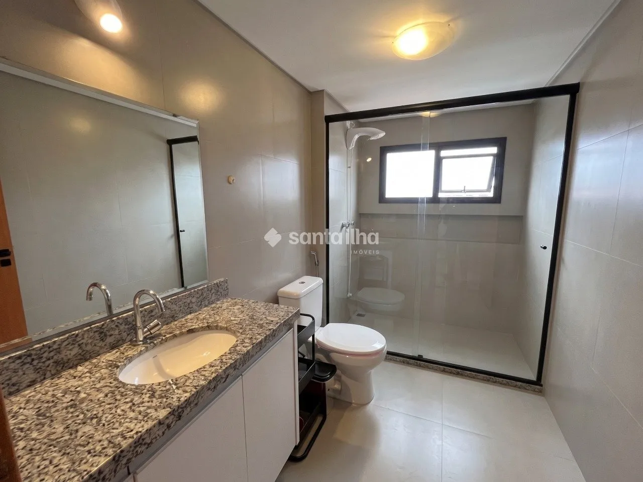 House with 3 bedrooms, private garden, open kitchen — photo 4