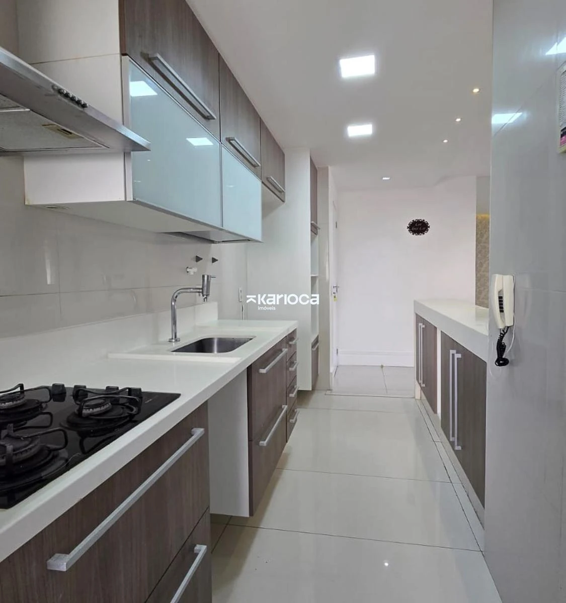 Floor-to-ceiling windows in a 3-bedroom apartment, 90 m² — photo 18