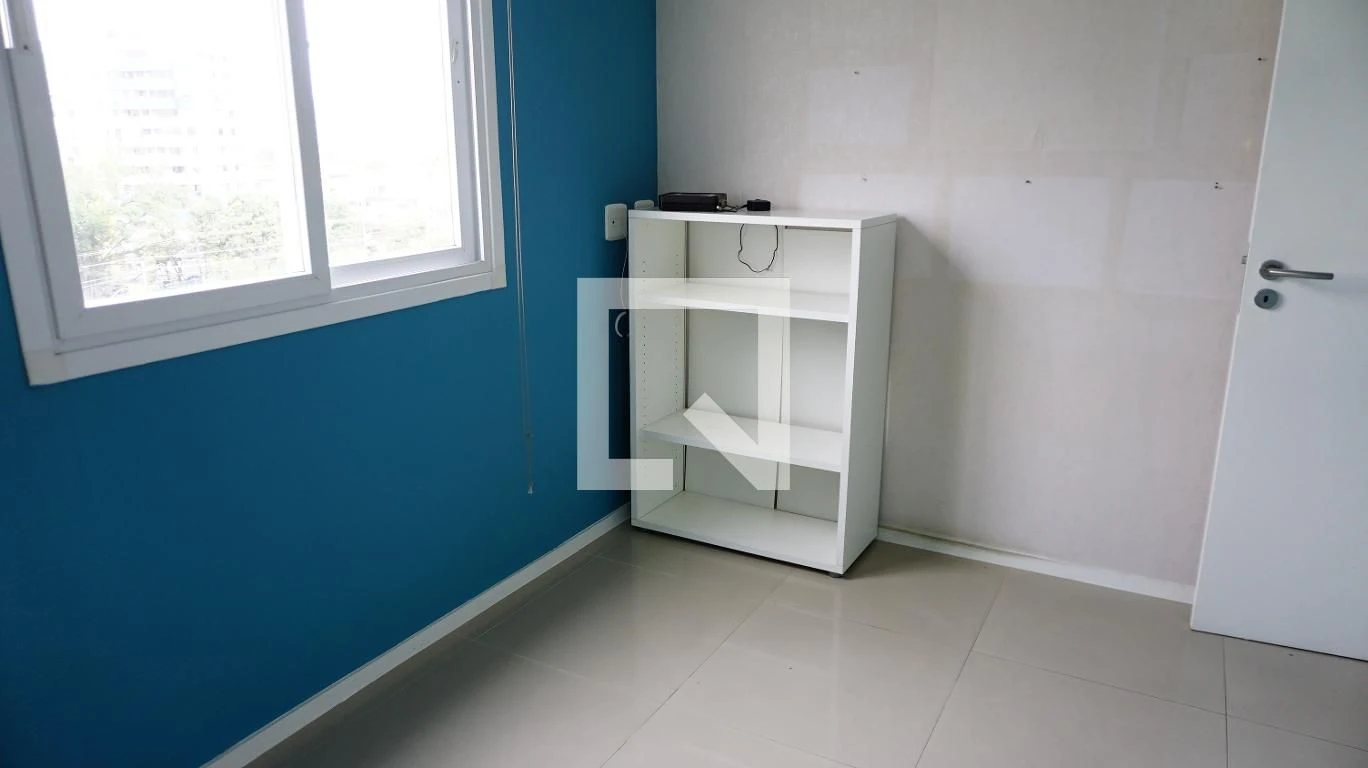 2-bedroom apartment with a washing machine — photo 27