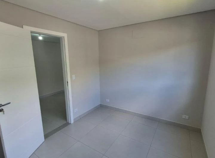 Квартира на першому поверсі без паркомісця, 1 кімн 32 м² — photo 7