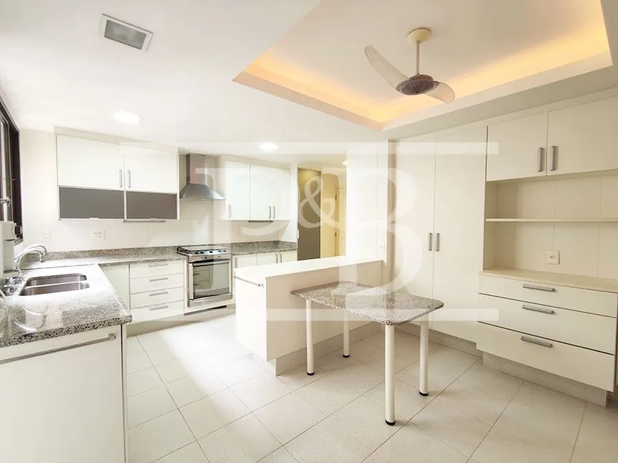 Apartamento com 3 dormitórios de 294 m² e 4 vagas — photo 27