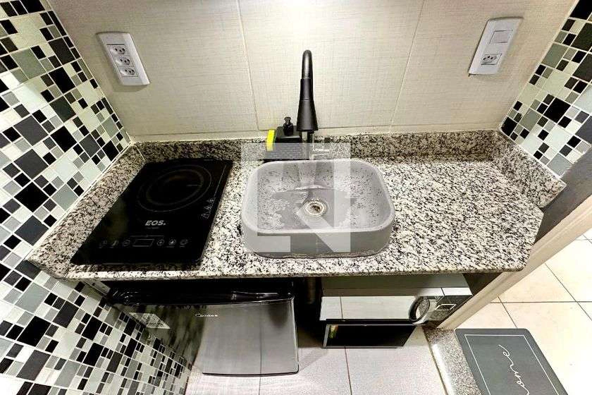 Furnished 40 m² studio with 1 bedroom and no parking — photo 18