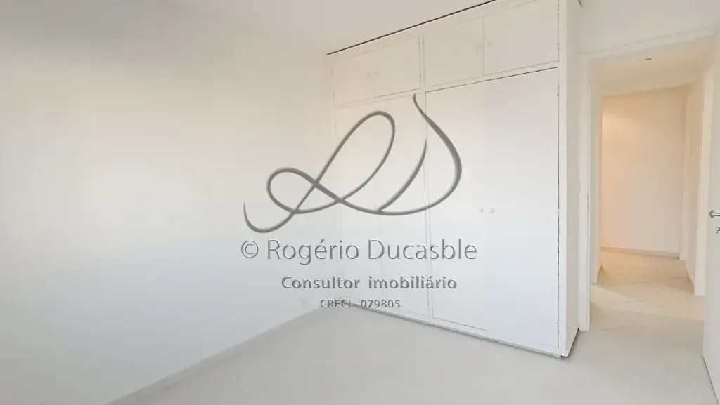 4-bedroom apartment, 2 with their own bathrooms, 165 m² — photo 26