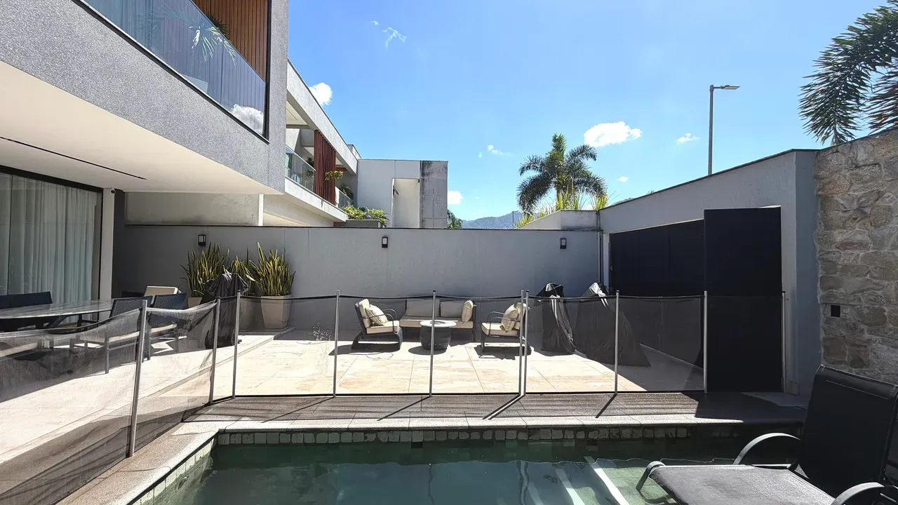 Furnished house with 4 bedrooms and 5 bathrooms — photo 8