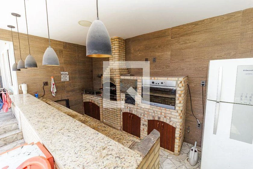 Casa mobiliada, 406 m², com banheira — photo 15