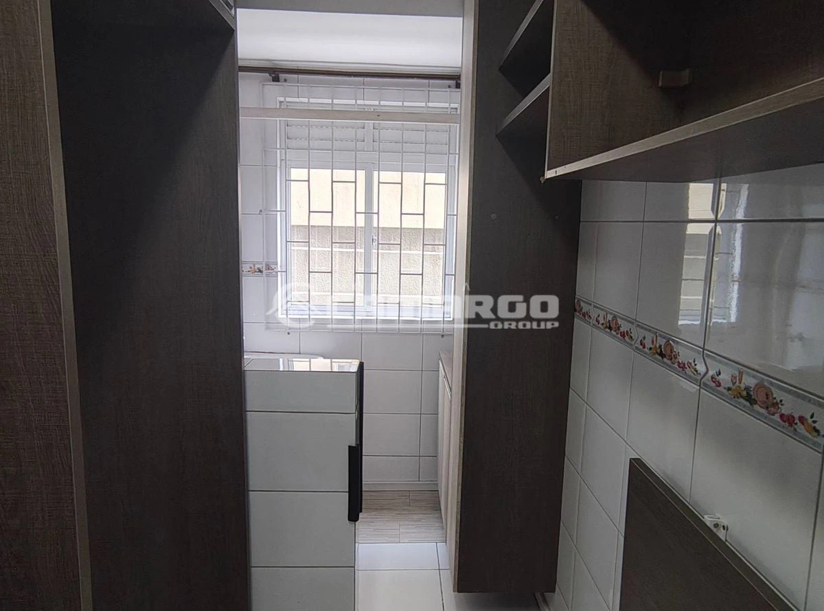 Wood or laminate floors in a 3-bedroom apartment, 56 m² — photo 26