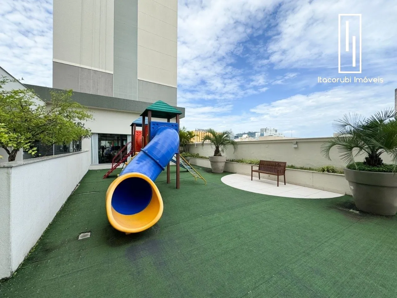Apartamento com 2 vagas cobertas e 2 dormitórios — photo 46