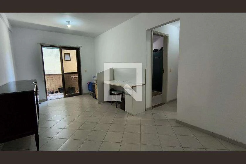 Furnished 68 m² apartment with 2 bedrooms — photo 17