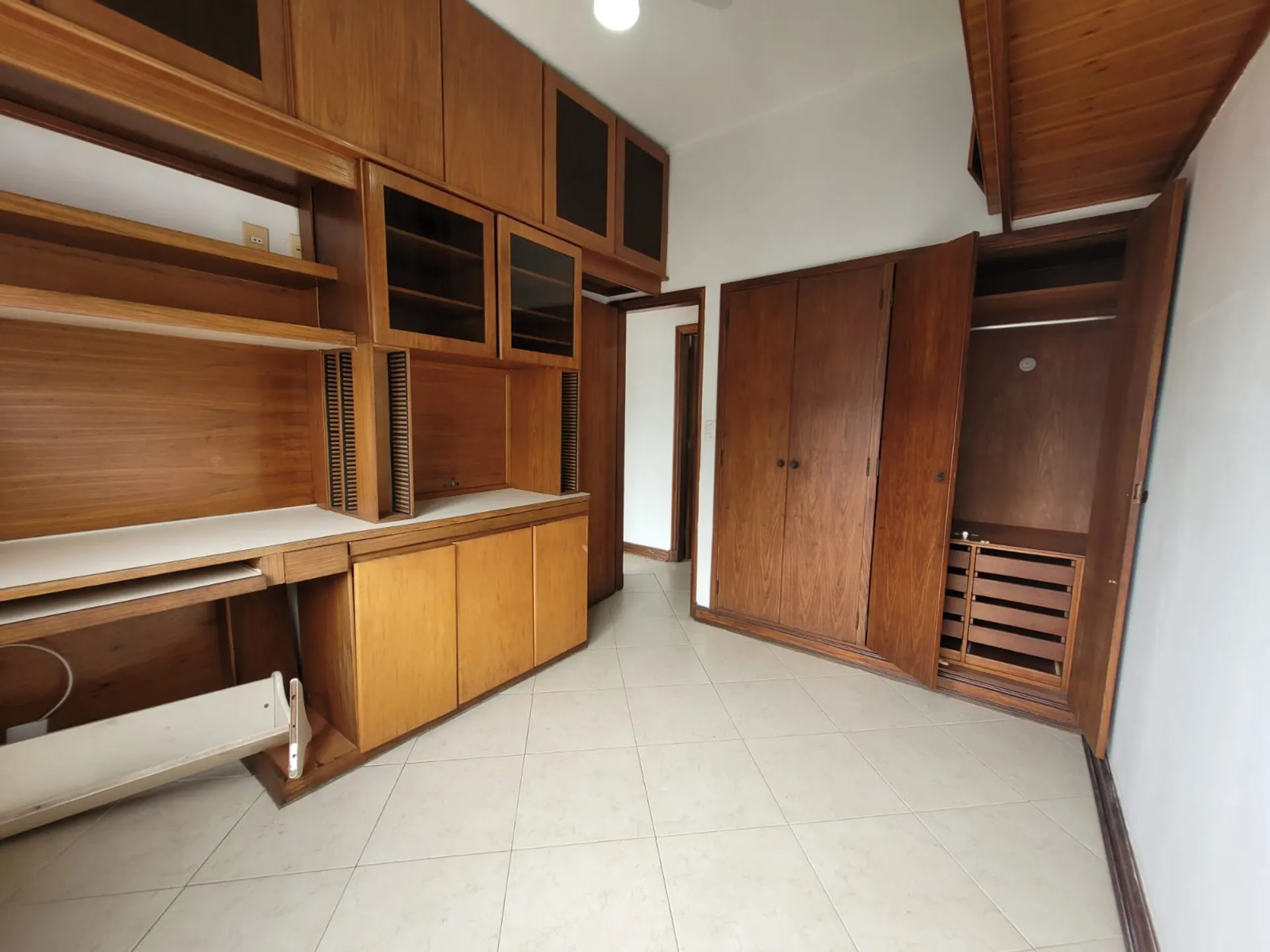 Квартира 80 м² з видом на гори та робочим місцем — photo 3