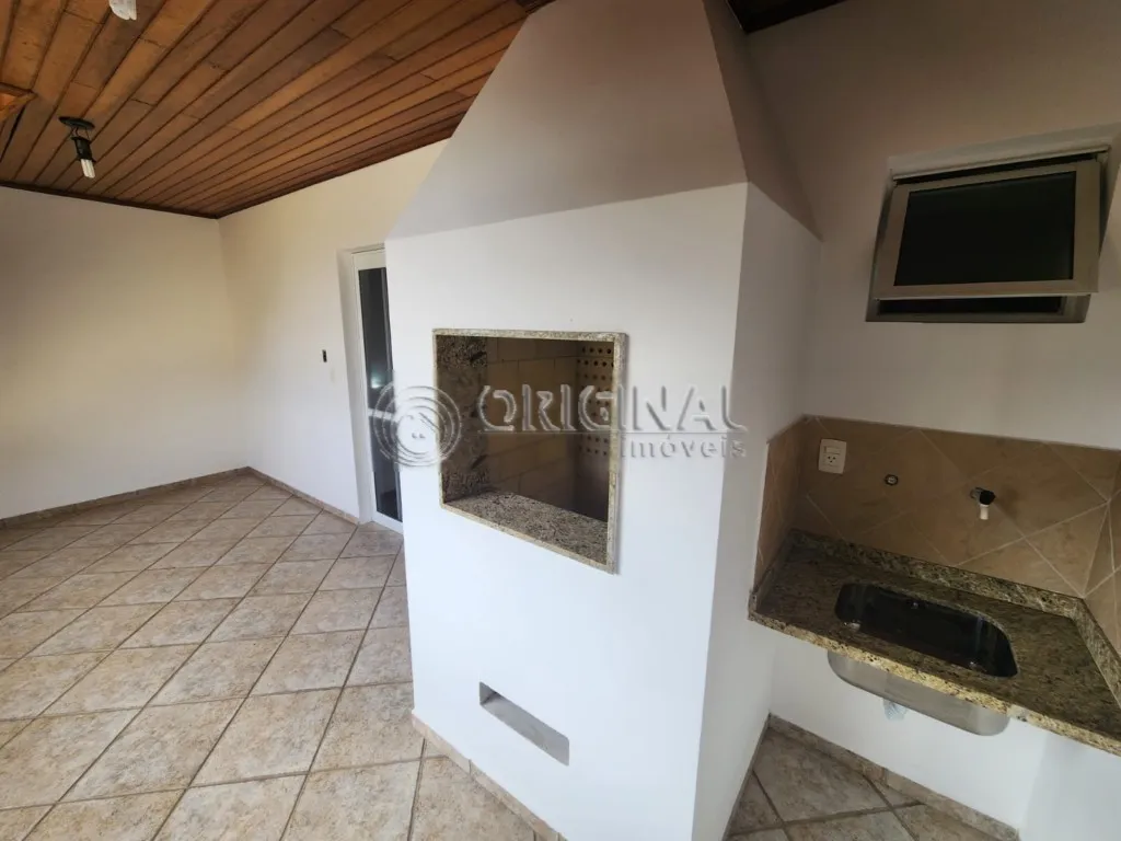 Sobrado com 3 quartos e churrasqueira na varanda — photo 26
