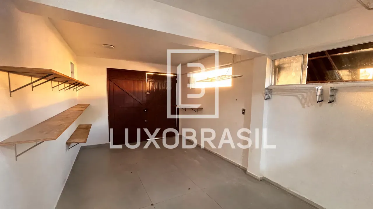 4-bedroom house with an open-plan kitchen and 2 parking — photo 32