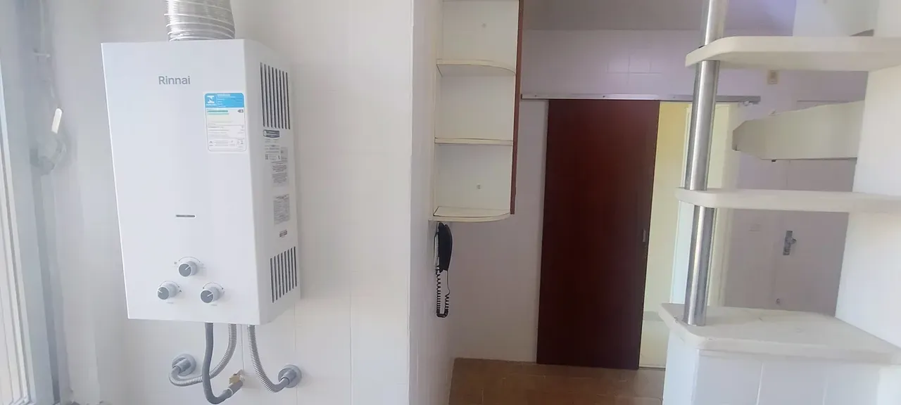 90 m² apartment with 2 bedrooms and a balcony — photo 15