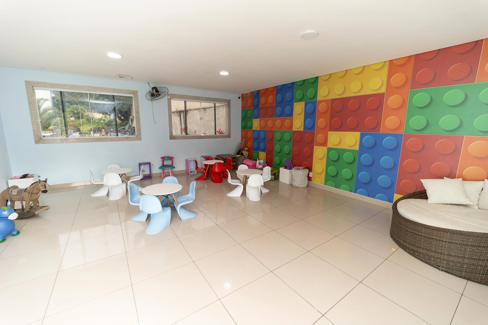 2-bedroom apartment in a building with a pool — photo 30