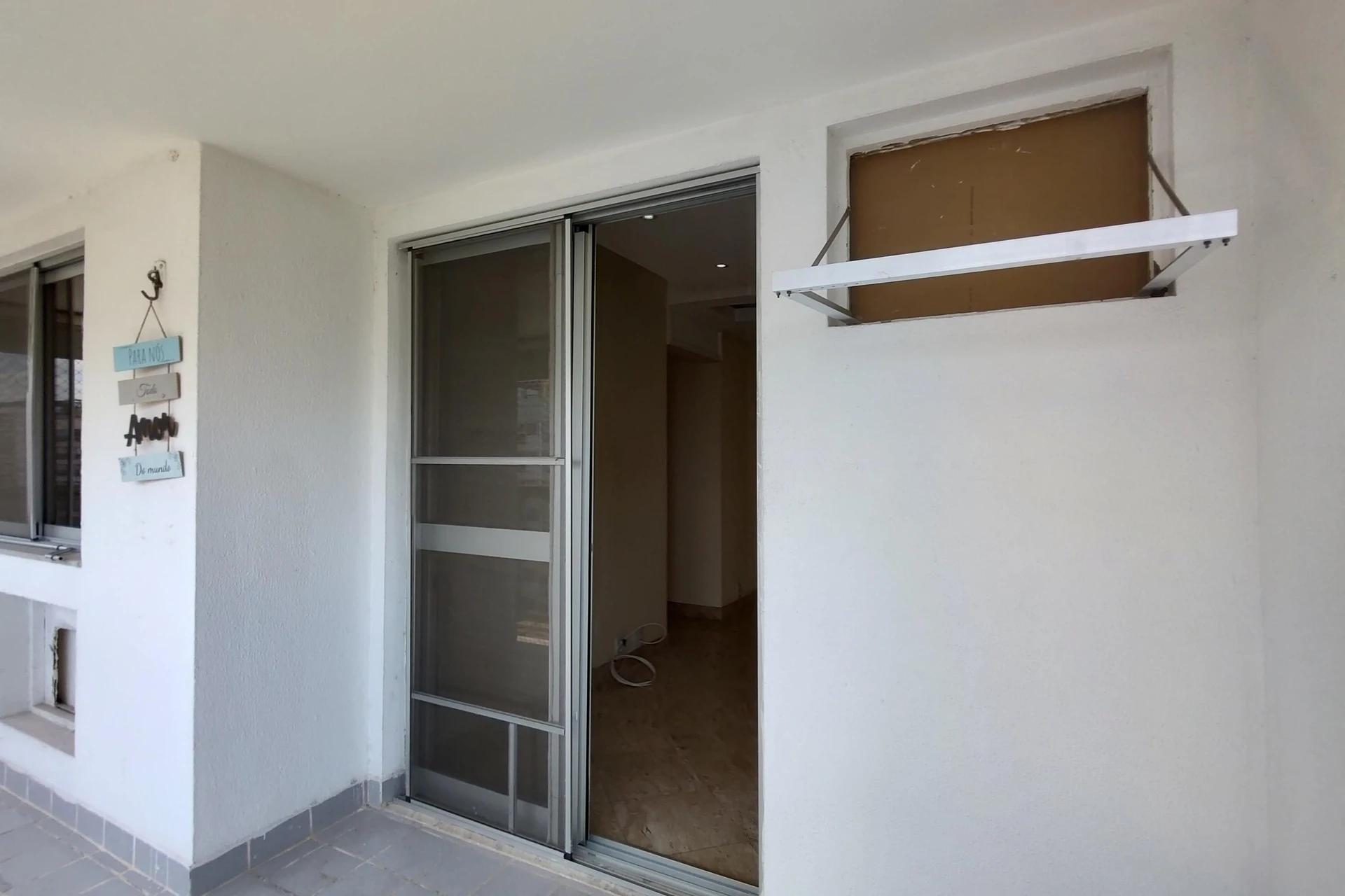 99 m² apartment with a water view and a washing machine — photo 43