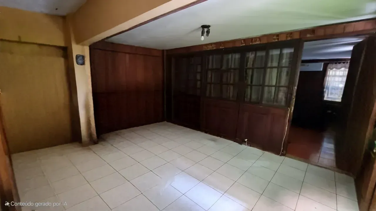 House, 650 m², with a grill on the balcony — photo 13