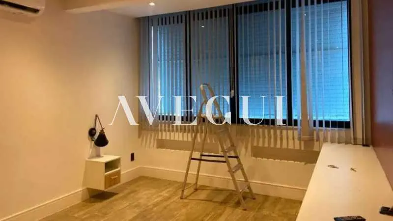 Unfurnished apartment with 4 bedrooms and 5 bathrooms — photo 8