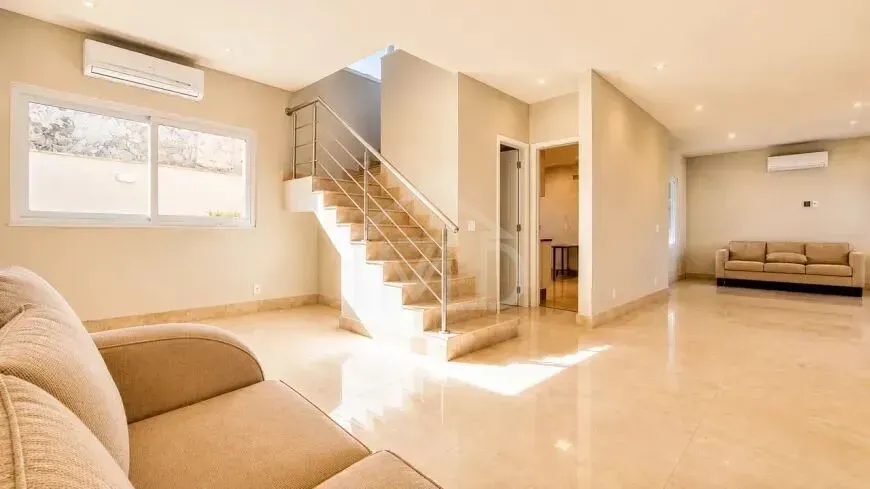 House with 4 bedrooms and 5 bathrooms, 360 m² — photo 24