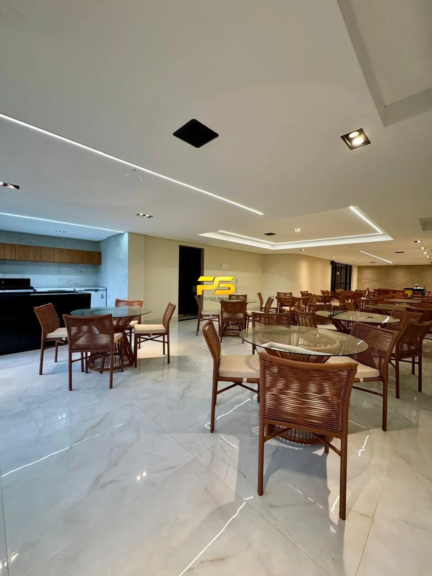 99 m² apartment with 3 bedrooms and 1 en-suite — photo 4
