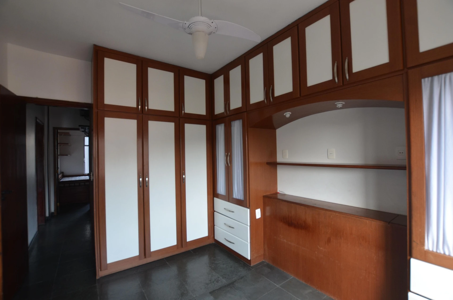 Apartamento com 2 quartos, 2 banheiros e varanda — photo 29