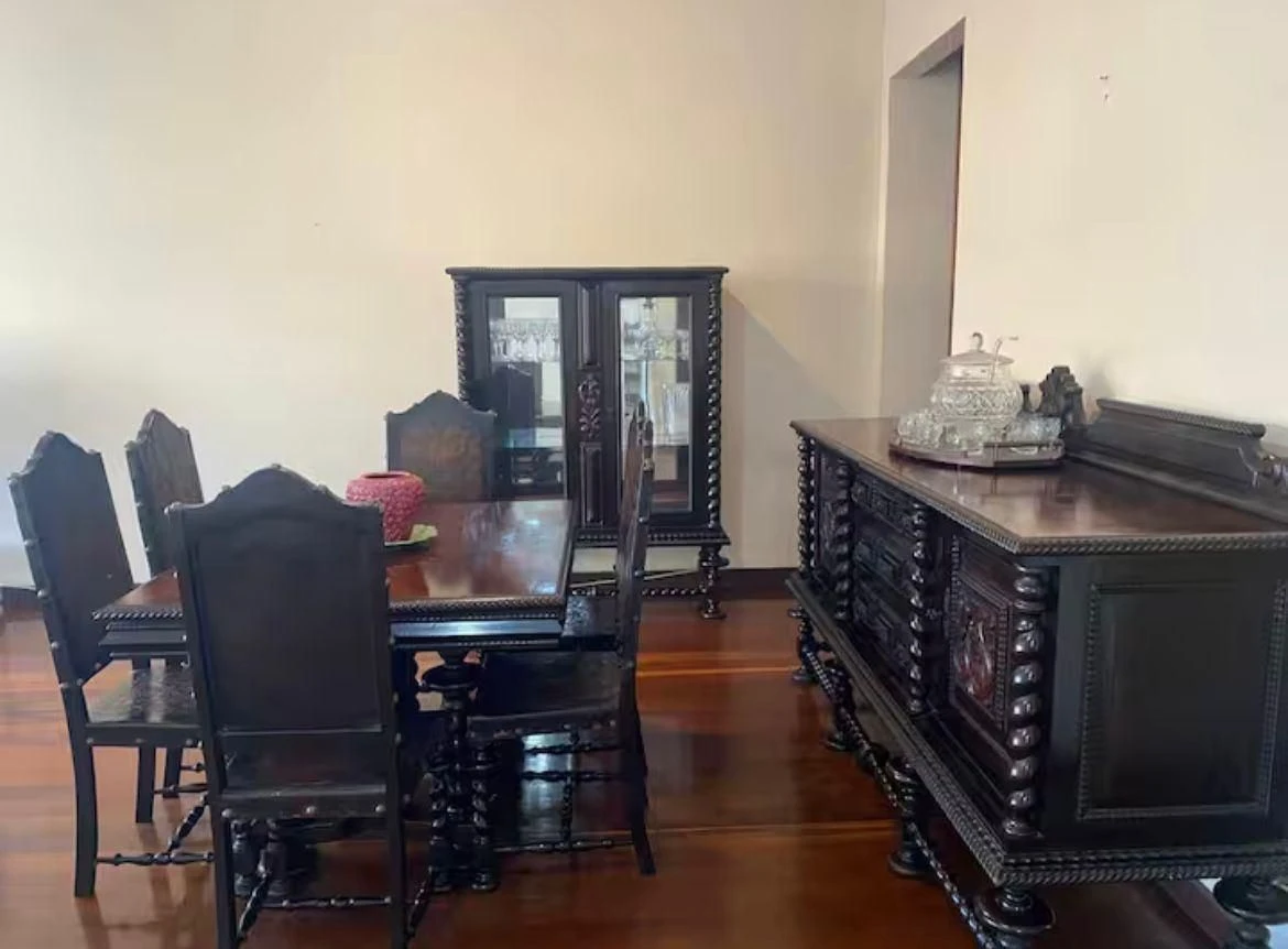 Furnished apartment, 180 m², with a water view — photo 10
