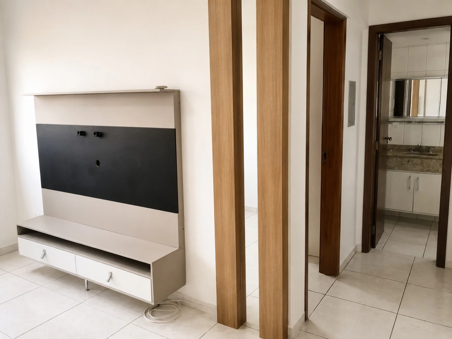 1-bedroom apartment with open-plan kitchen
