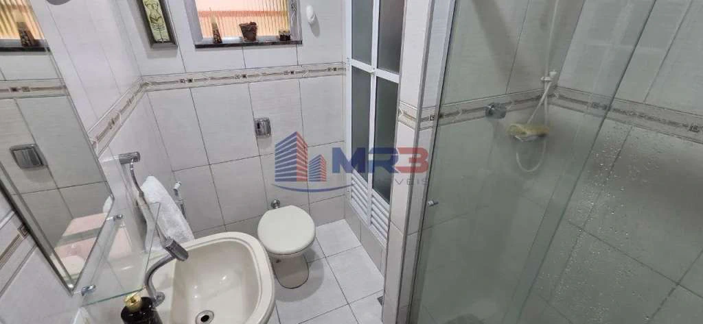 Casa duplex com varanda e 3 quartos e 197 m² — photo 24