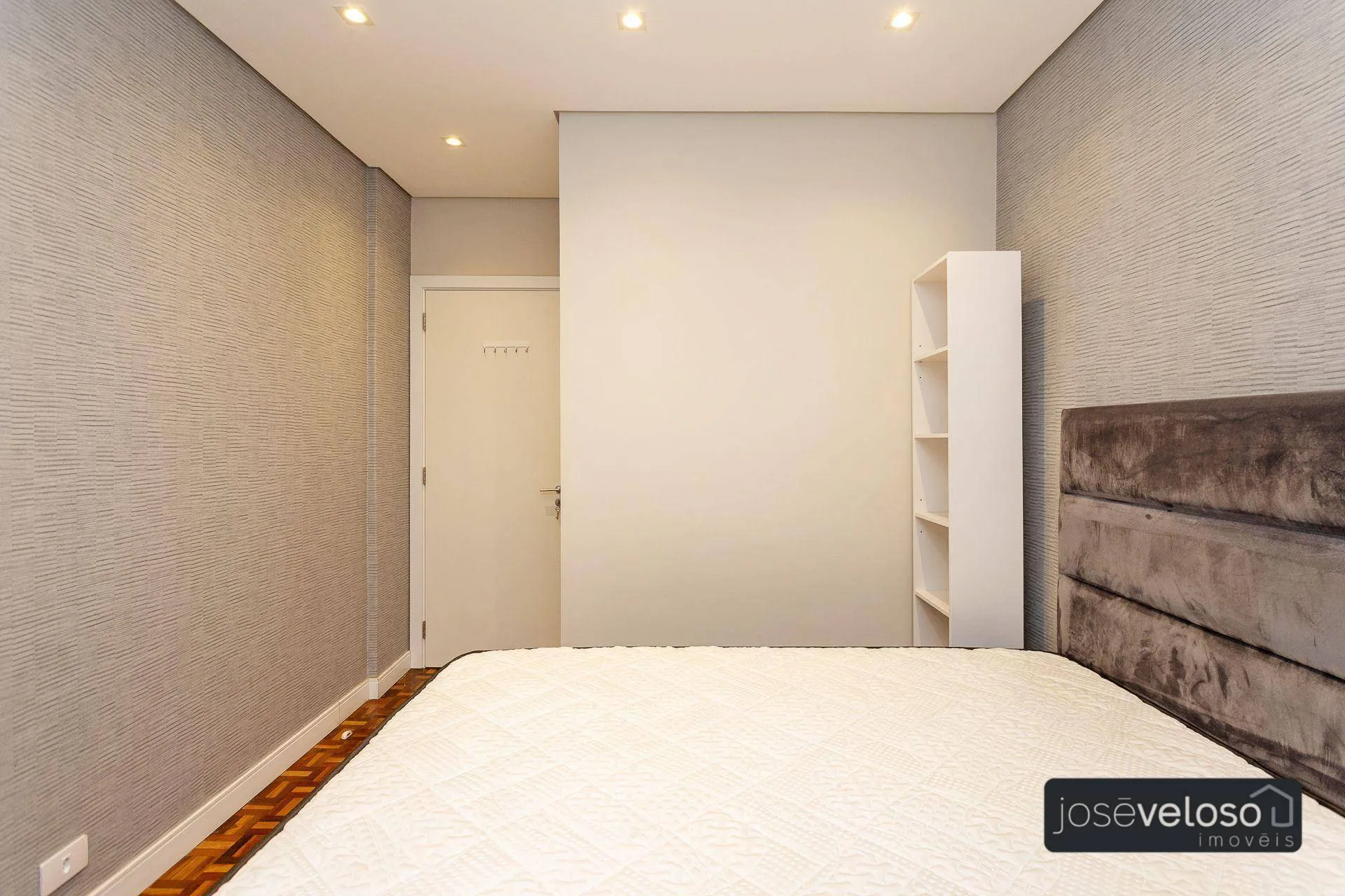 137 m² apartment with 3 bedrooms and air conditioning — photo 18