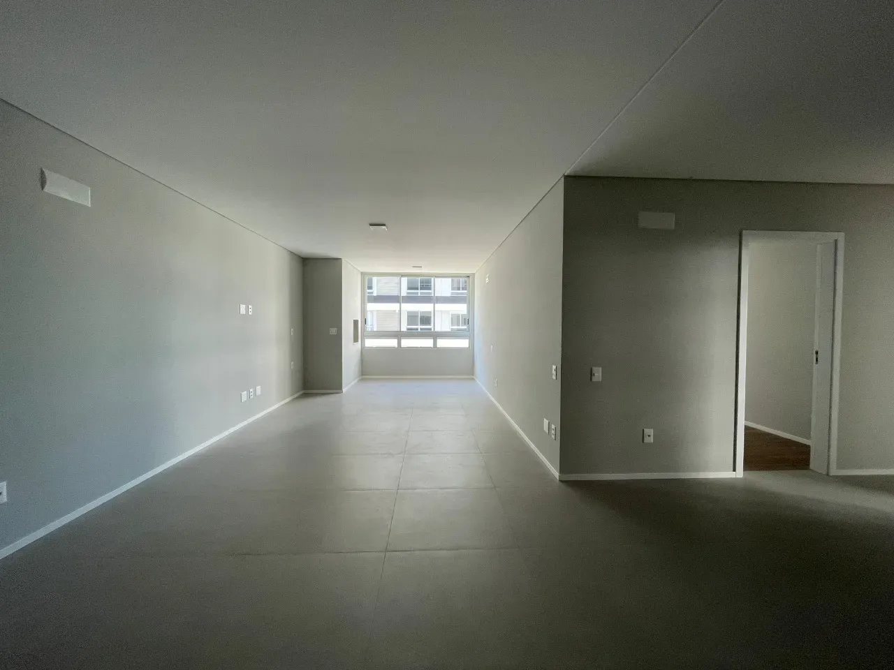Apartamento de 139 m² con 3 suites y 2 plazas de parking — photo 4