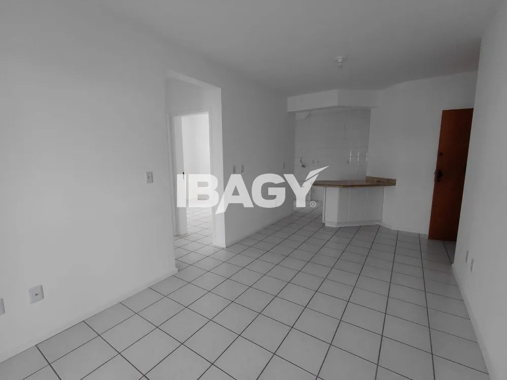 Apartamento de 2 dormitorios con 73 m², 1 plaza y balcón — photo 2