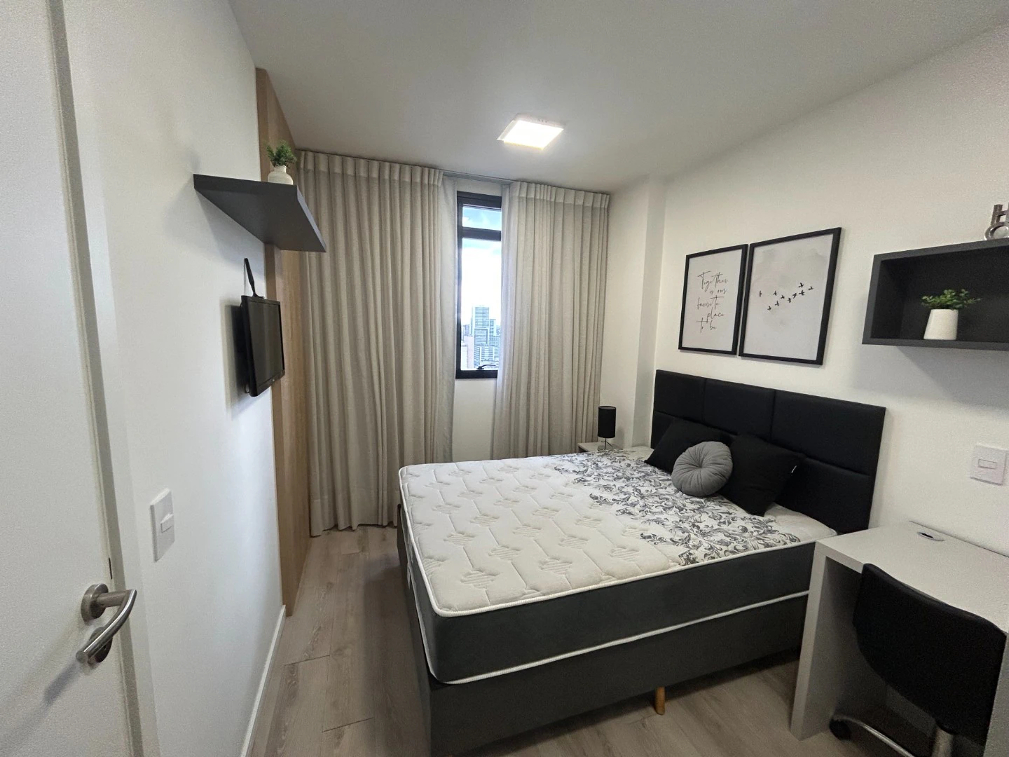 Apartamento de 1 dormitório com cozinha americana integrada — photo 15
