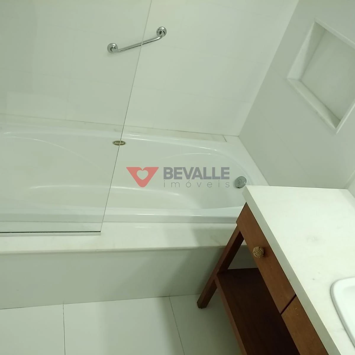 Rental apartment with 3 bedrooms, balcony, 3 baths — photo 46