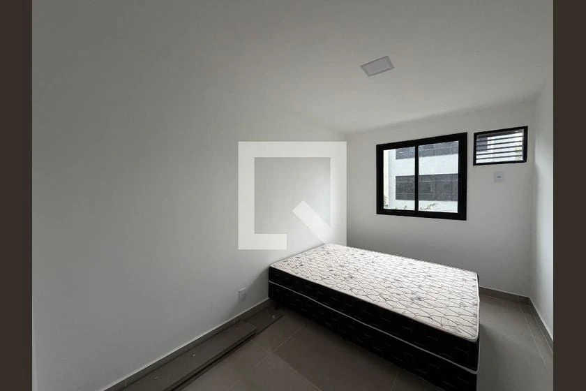 Квартира 40 м² з 1 спальнею та балконом — photo 8