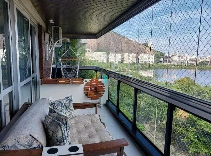 Furnished apartment with 4 bedrooms and 4 bathrooms — photo 8