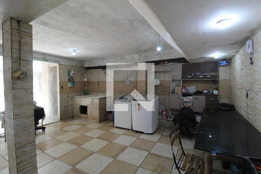 Furnished house, 200 m², with a glass-enclosed balcony — photo 7