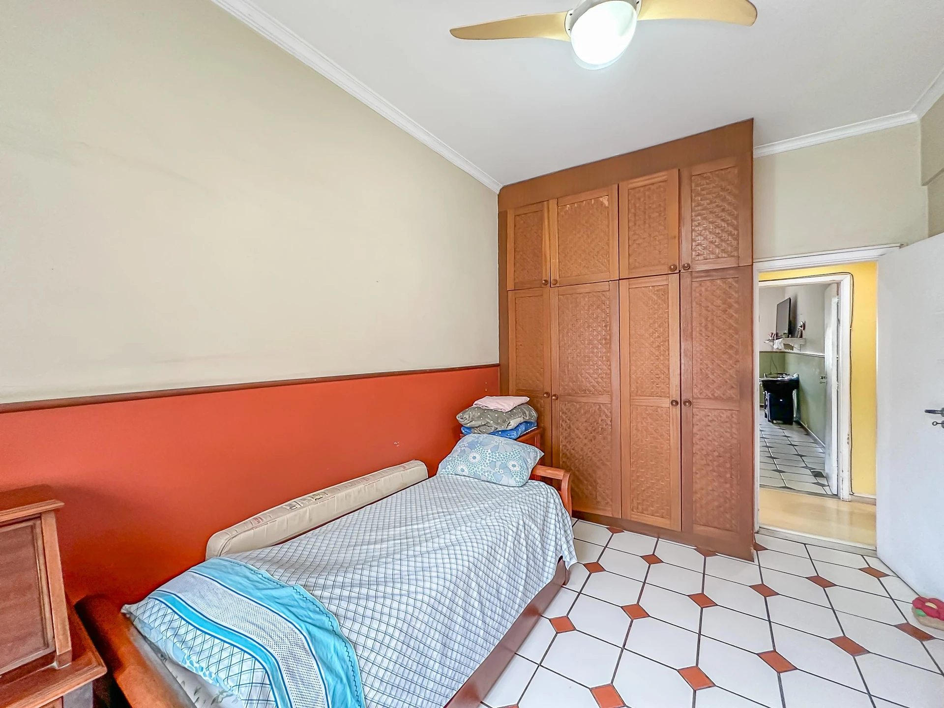 Ванна та 4 спальні: квартира 206 м² — photo 3