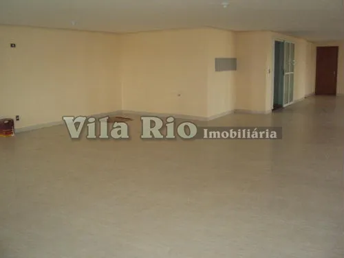 3-bedroom apartment in a building with a sauna — photo 11