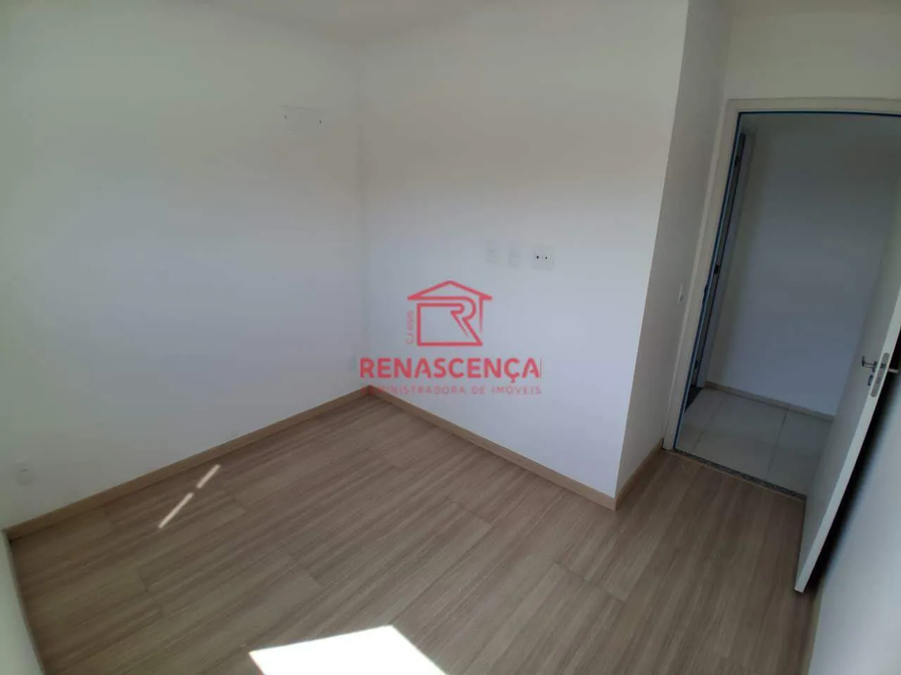 Apartamento com 2 quartos e cozinha com fogão fechado — photo 17