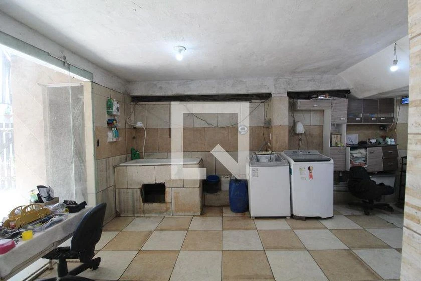 Furnished house, 200 m², with a glass-enclosed balcony — photo 30